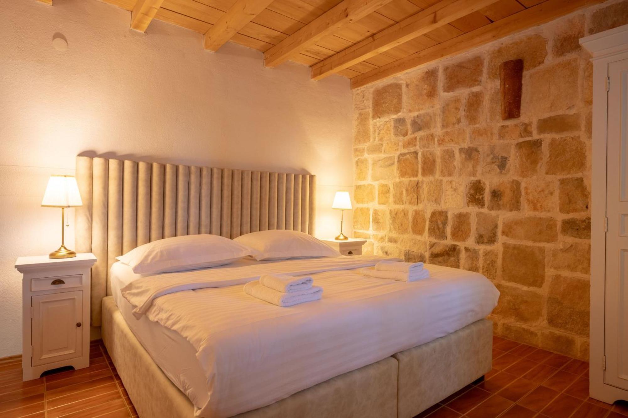 Nono Ban Hotel & Villa Gornji Humac Exterior foto